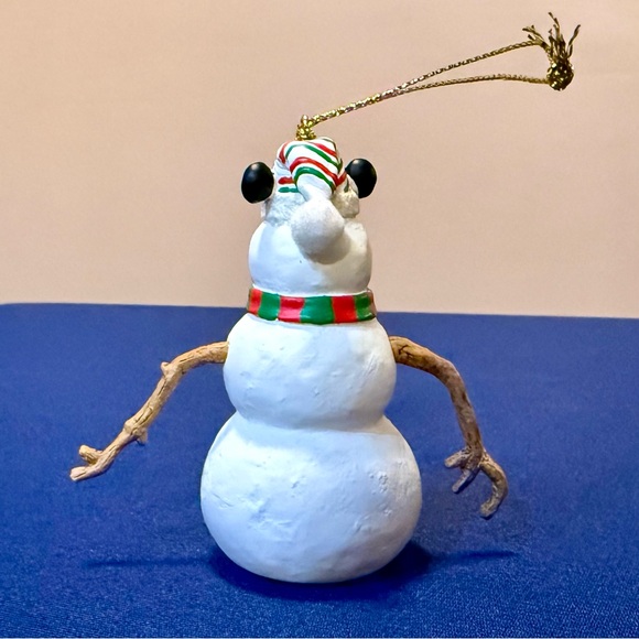 Disney Mickey’s Very Merry Christmas Party Snowman Mickey Mouse Ornament 2007 - Picture 3 of 7